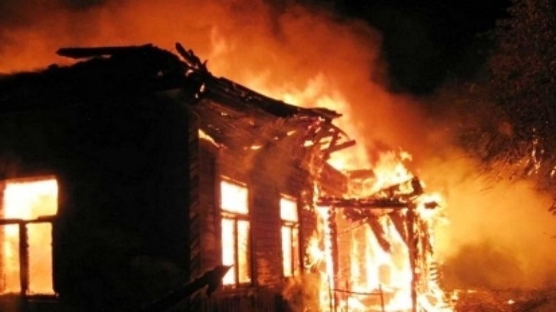 Женщина с малолетним ребенком погибли при пожаре в Истре