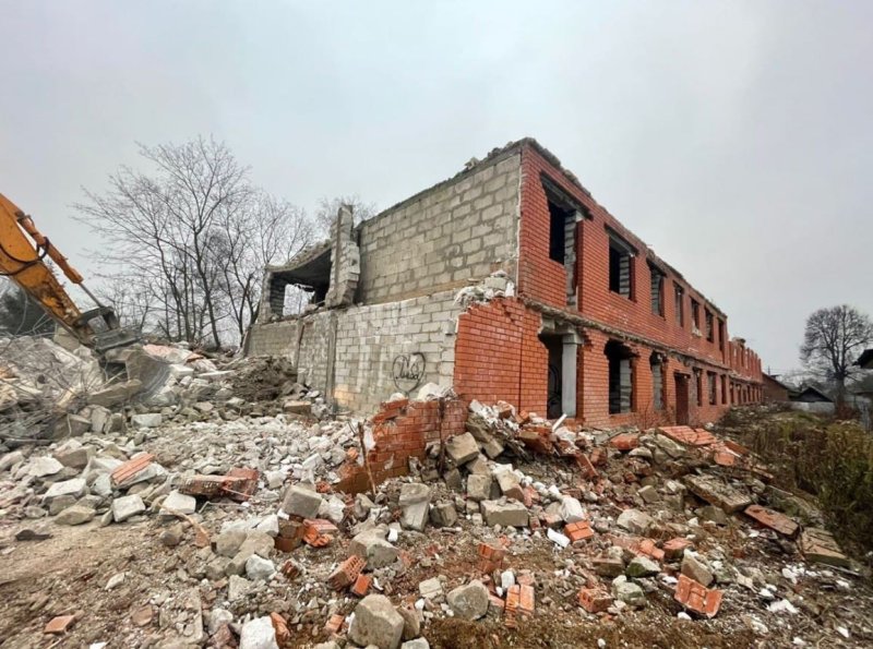 В Одинцово демонтируют многоквартирный дом, признанный самовольной постройкой