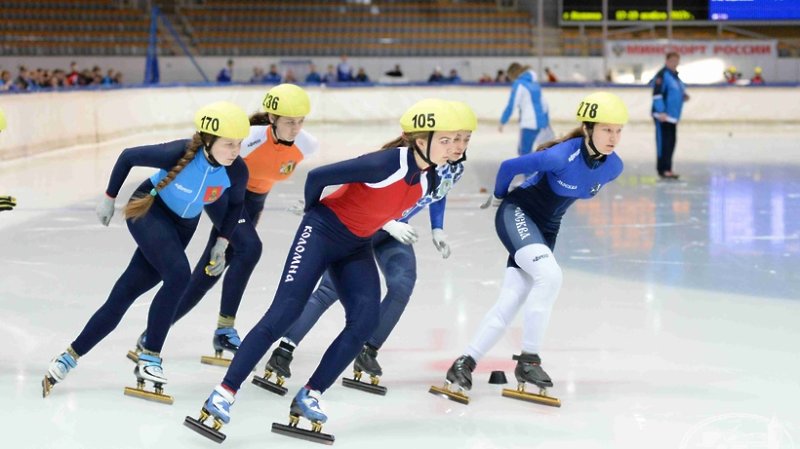 Соревнования по конькобежному спорту «Надежды России» начались в Коломне