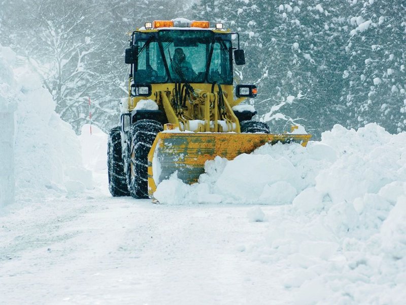 Дорожные службы Подмосковья переведены на усиленный режим работы из-за снегопада