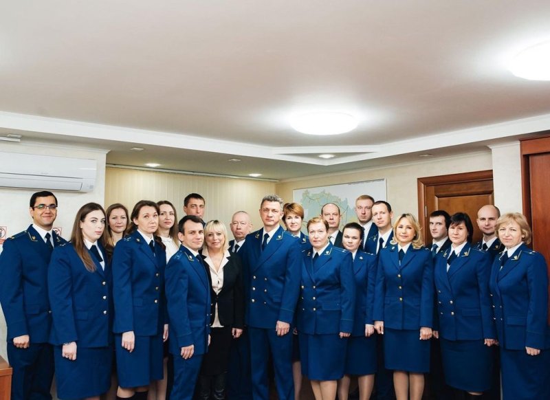 Максим Красноцветов поздравил сотрудников Пушкинской городской прокуратуры с профессиональным праздником