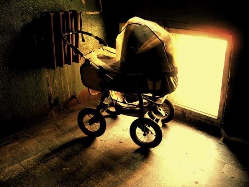 Жительница Щелково устроила скандал из-за детской коляски