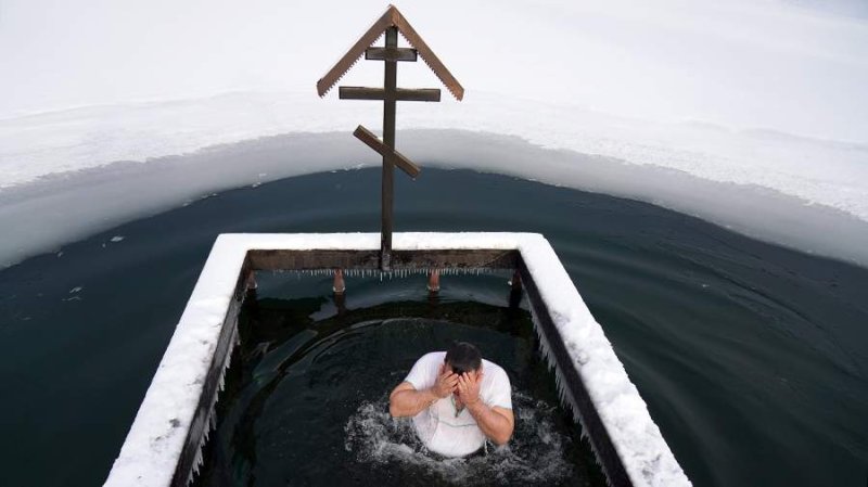  210 тысяч человек стали участниками крещенских купаний в Подмосковье