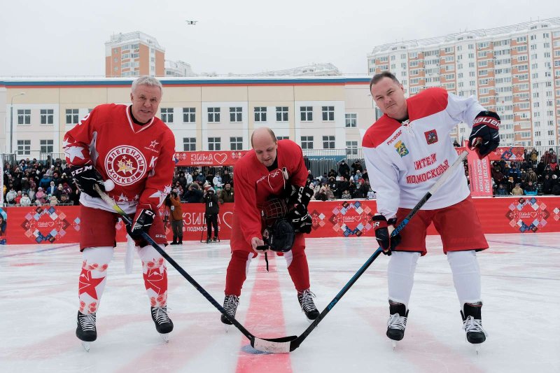 Третий матч серии игр «Легенд хоккея» с жителями Подмосковья завершился ничьей