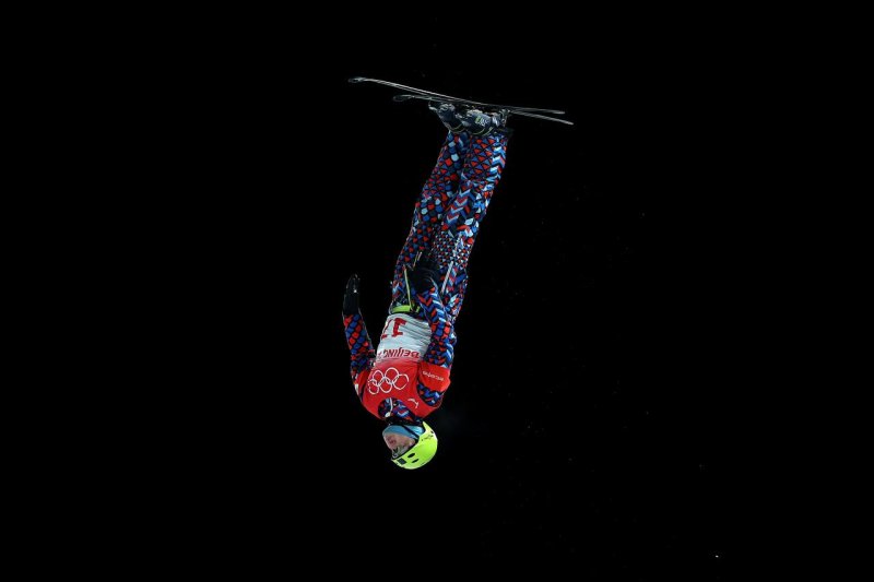 Подмосковный спортсмен Илья Буров завоёвывает олимпийскую бронзовую медаль в фристайле