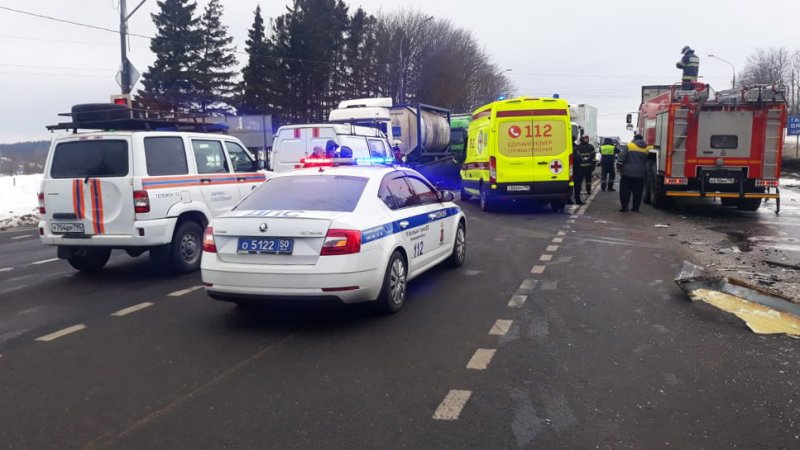 В массовом ДТП на Минском шоссе под Можайском шоссе пострадали два человека