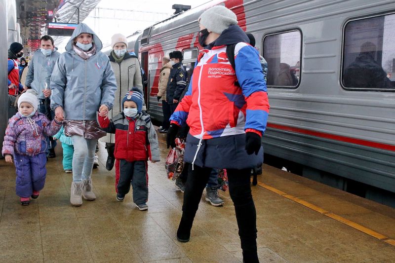 В Подмосковье введен режим повышенной готовности из-за беженцев с Донбасса