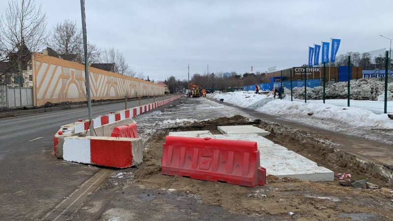 В Подмосковье приступили к реконструкции участка Мякининского шоссе