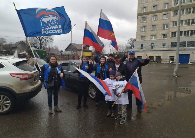 В Пушкинском округе прошел автопробег в знак поддержки наших войск