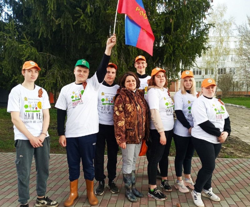  Студенты Луховицкого аграрно-промышленного техникума приняли участие в региональной эколого-патриотической Акции «Лес Победы»
