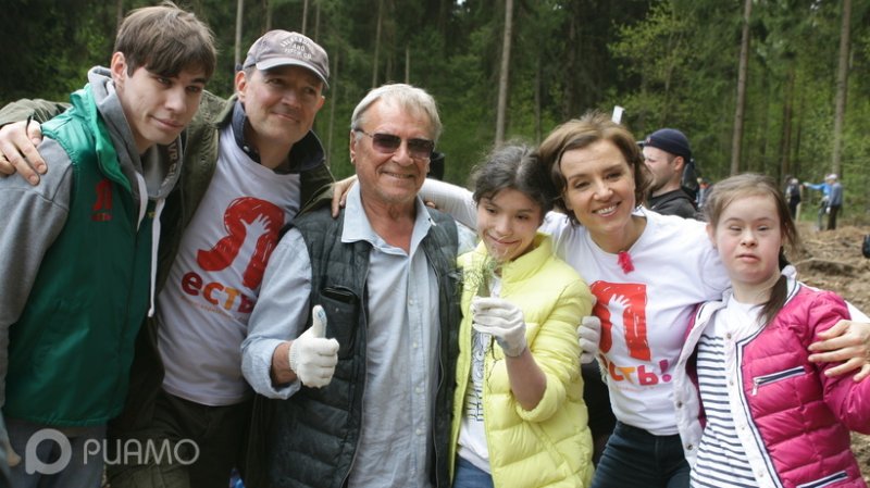 На акции "Удивительный лес" в Красногорске посадили 6,5 тысяч саженцев сосны