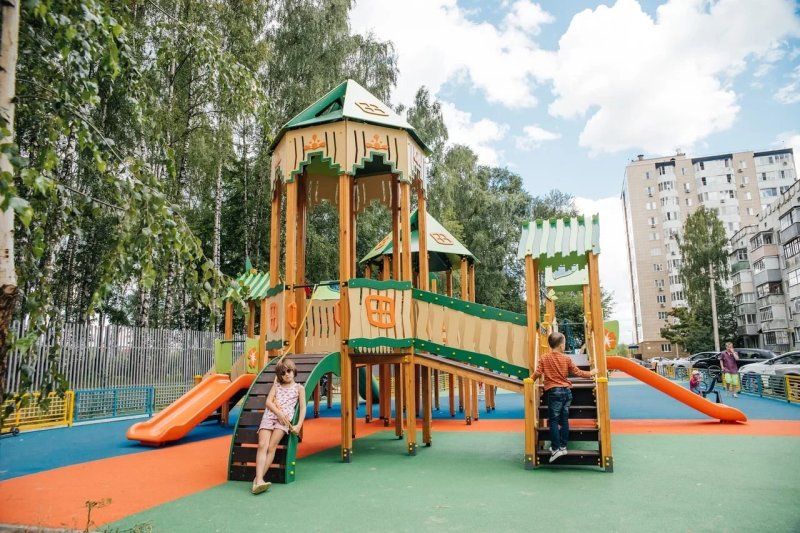 В Пушкинском округе следят за надлежащим состоянием игровых площадок