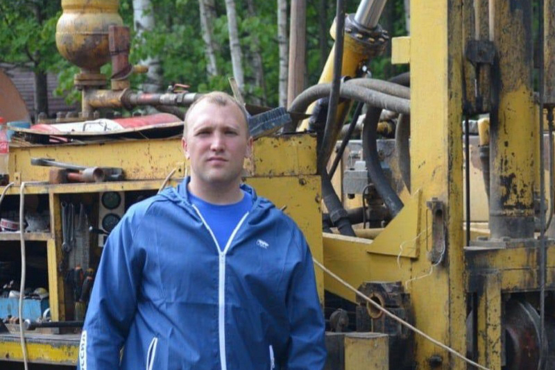 Предприниматель из Чехова бесплатно бурит скважины для многодетных семей