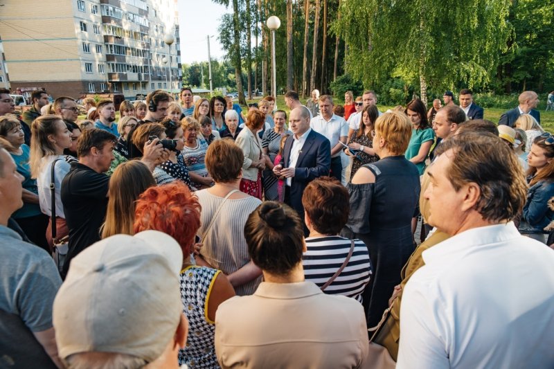 Глава Пушкинского округа провёл встречу с жителями посёлка Зеленоградский