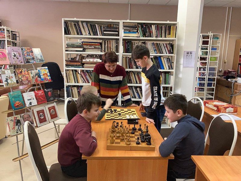 В подмосковных библиотеках более 3,5 тысяч человек занимаются шахматами