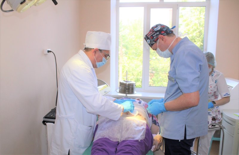 В Пушкинской больнице начали проводить новые виды лапароскопических операций