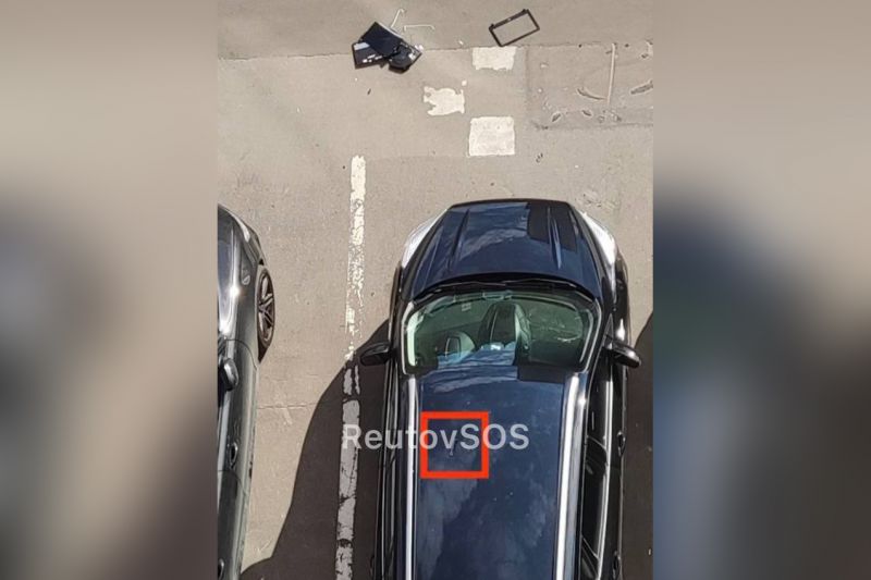 В Реутове геймер выбросив компьютер из окна и разбил припаркованное авто