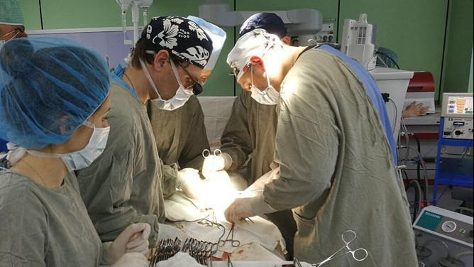 Талдомские врачи спасли пациента с просверленной рукой