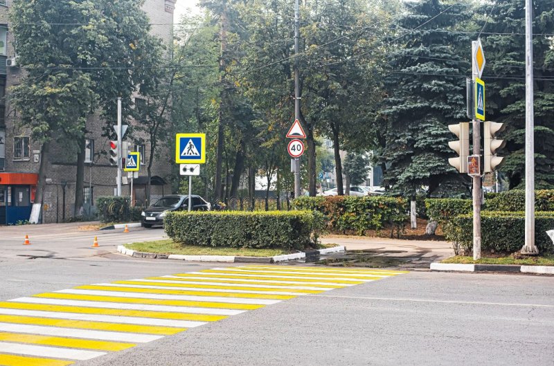 На перекрёстке Московского проспекта и улицы Крылова появился четвёртый пешеходный переход