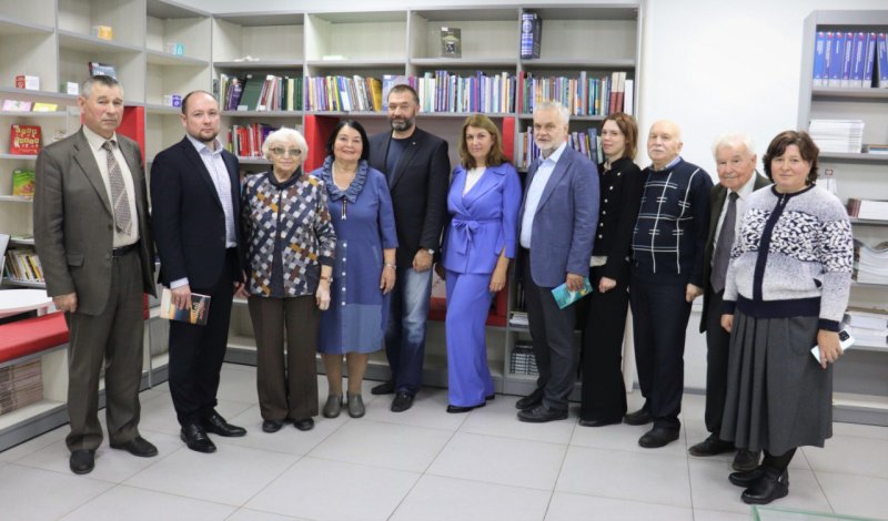 В Губернской библиотеке состоялось заседание конкурсных комиссий по присуждению областных литературных премий