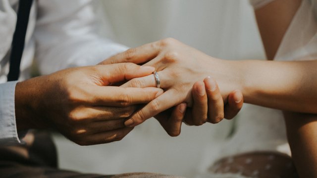 В связи с частичной мобилихацией в Подмосковье сократили срок регистрации брака 