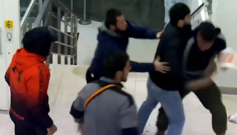 Бойцы MMA избили мобилизованных в торговом центре в Электростали