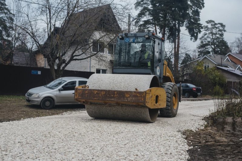 В Пушкино на Белинской улице продолжается капитальный ремонт дорожного покрытия