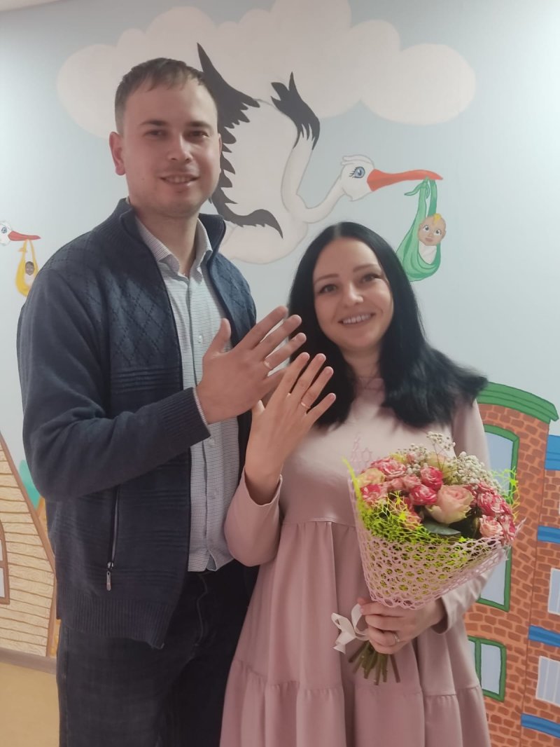 Сотрудники Пушкинского отдела ЗАГС торжественно зарегистрировали брак прямо в больнице