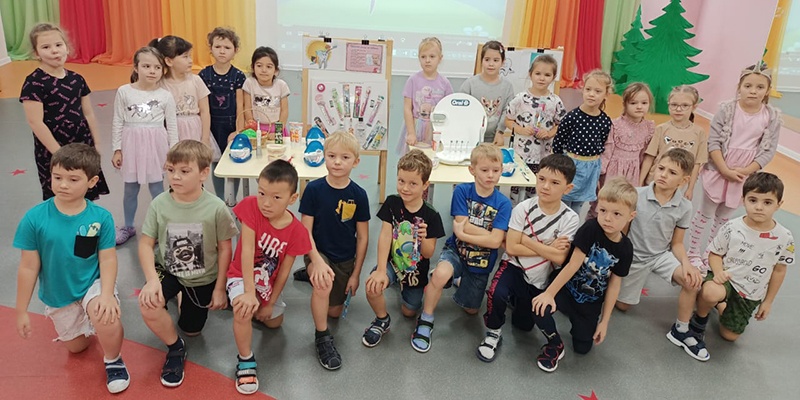 Сотрудники пушкинской стоматологической поликлиники провели «Уроки Гигиены полости рта» для дошкольников