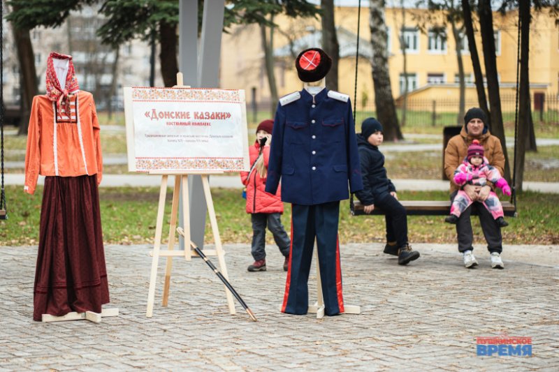 В Пушкино прошла выставка национальных костюмов