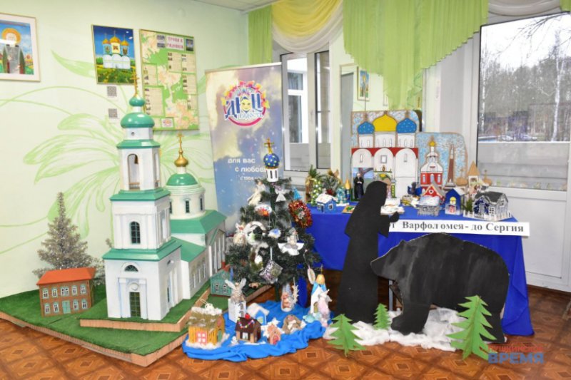 Выставка детского творчества в рамках ХХ городских Рождественских образовательных чтений открылась в Красноармейске