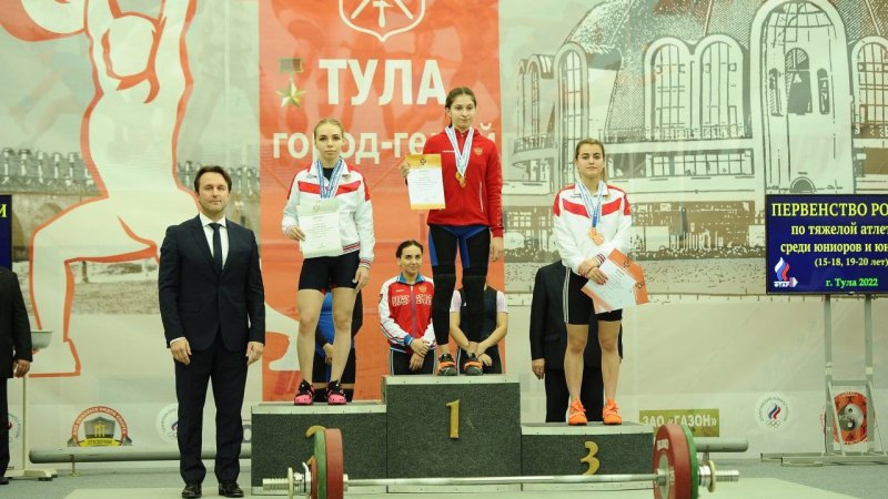 Подмосковные спортсмены завоевали 42 медали первенства России по тяжелой атлетике
