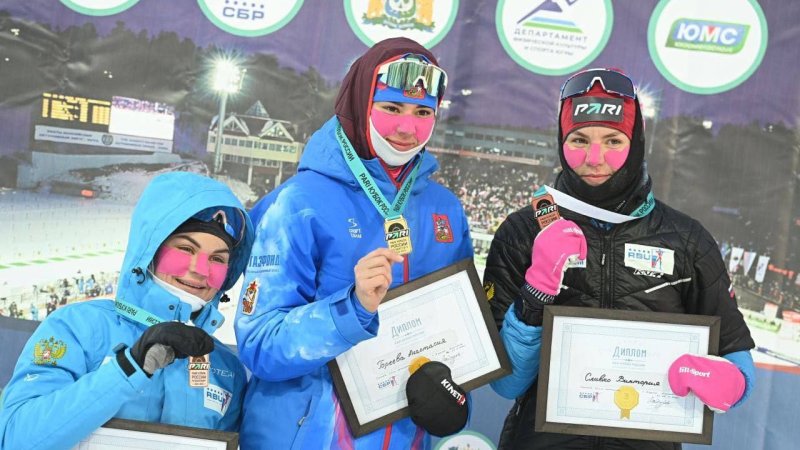 Подмосковная биатлонистка выиграла первую гонку нового сезона Кубка России