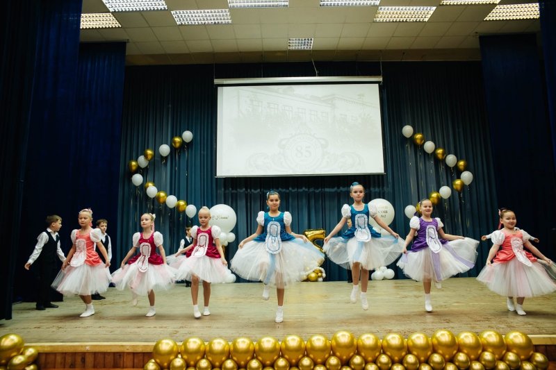 Ивантеевской школе №2 исполнилось 85 лет