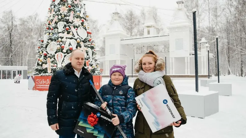 Глава Городского округа Пушкинский передал подарок от губернатора семье мобилизованного жителя