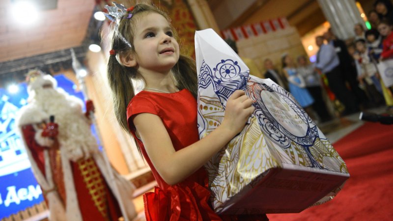 Пушкинцам назвали состав идеального сладкого подарка для ребенка