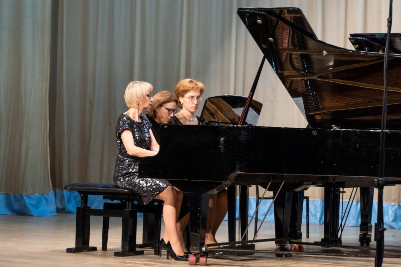 Преподаватели музыкального колледжа имени С.С. Прокофьева одержали победу во всероссийском конкурсе фортепианных ансамблей