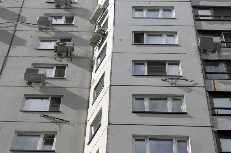 Житель Щелкова выжил после падения с 12-го этажа