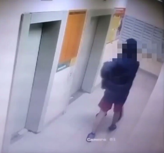 В Балашихе мужчина избил у лифта ребенка и попал на видео