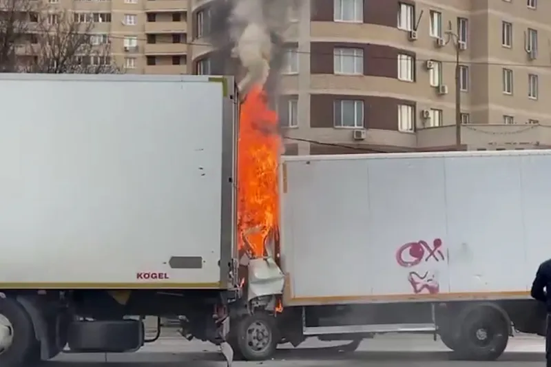 В Солнечногорске в смертельном ДТП погиб водитель грузовика: видео