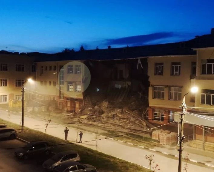 В Коломне обрушилась бетонная стена центральной больницы