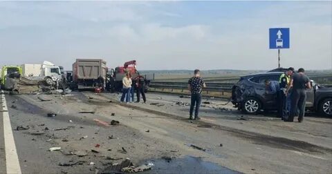 На трассе М-2 в Подмосковье произошло смертельное ДТП: видео