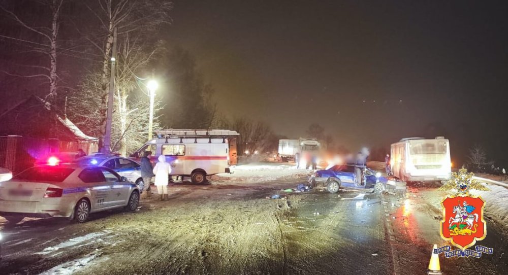 В смертельной аварии в Дмитрове погибли три человека