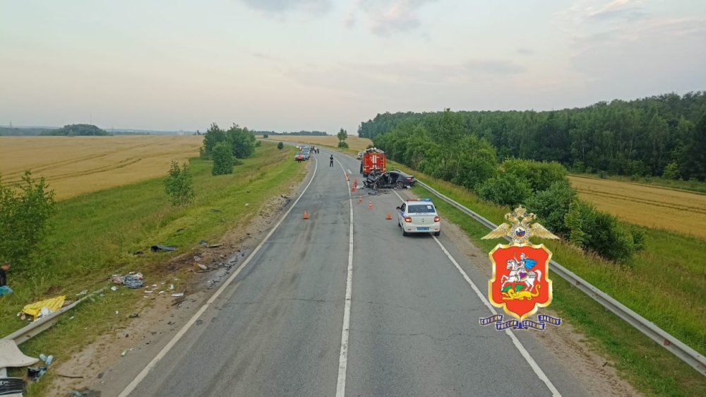 В смертельном ДТП в Подмосковье погибли два человека, включая ребёнка