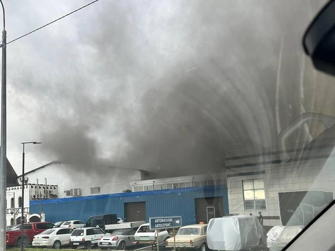 В Пушкине ликвидировали пожар на производстве автомобильных масел