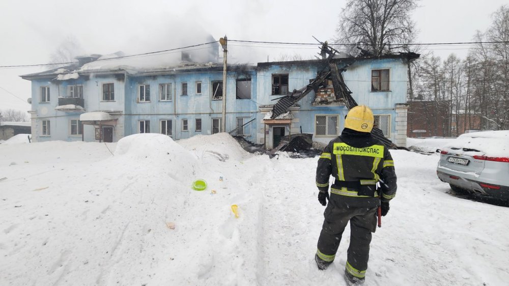 Взрыв газа в подмосковной Икше: трое пострадавших, пожар и уголовное дело