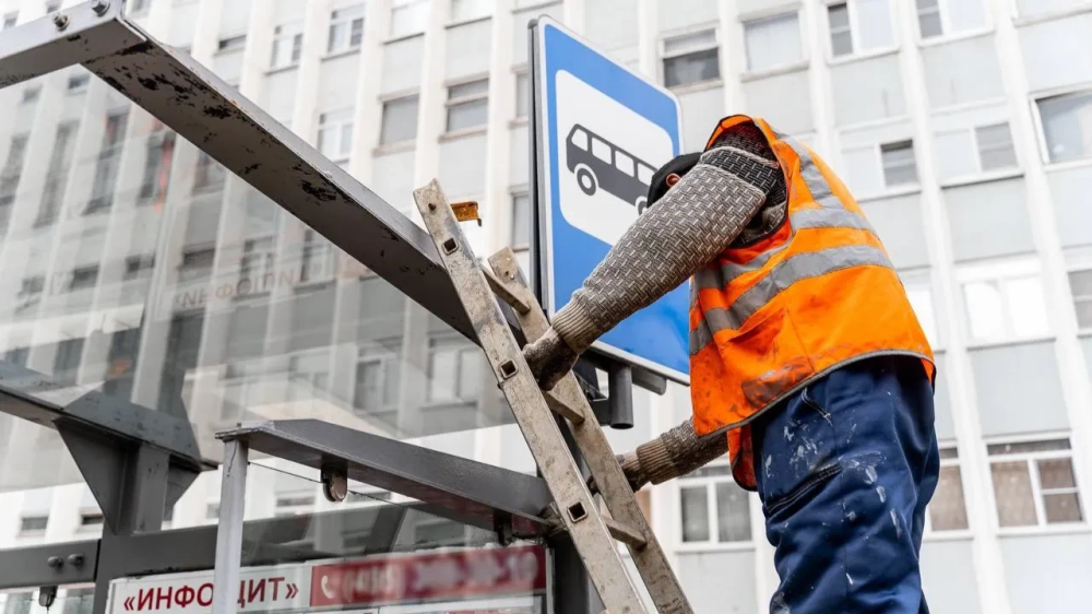 Остановки обновили: в Подольске пассажиров ждут чистые и безопасные павильоны