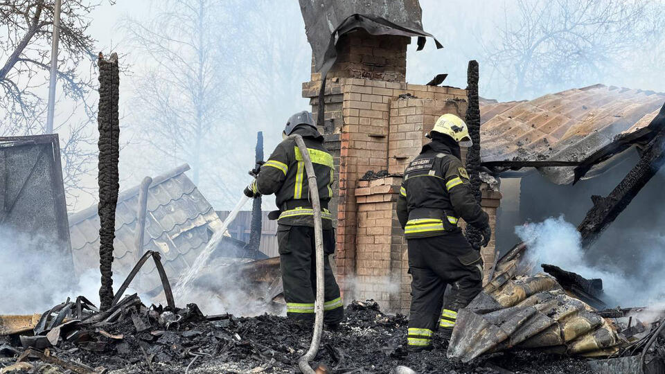 В Можайском горокруге после падения БПЛА загорелись дача и жилой дом