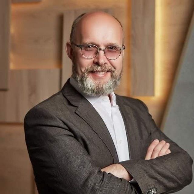 Забор, дорога и взносы: эксперт рассказал, как дачникам помириться без суда