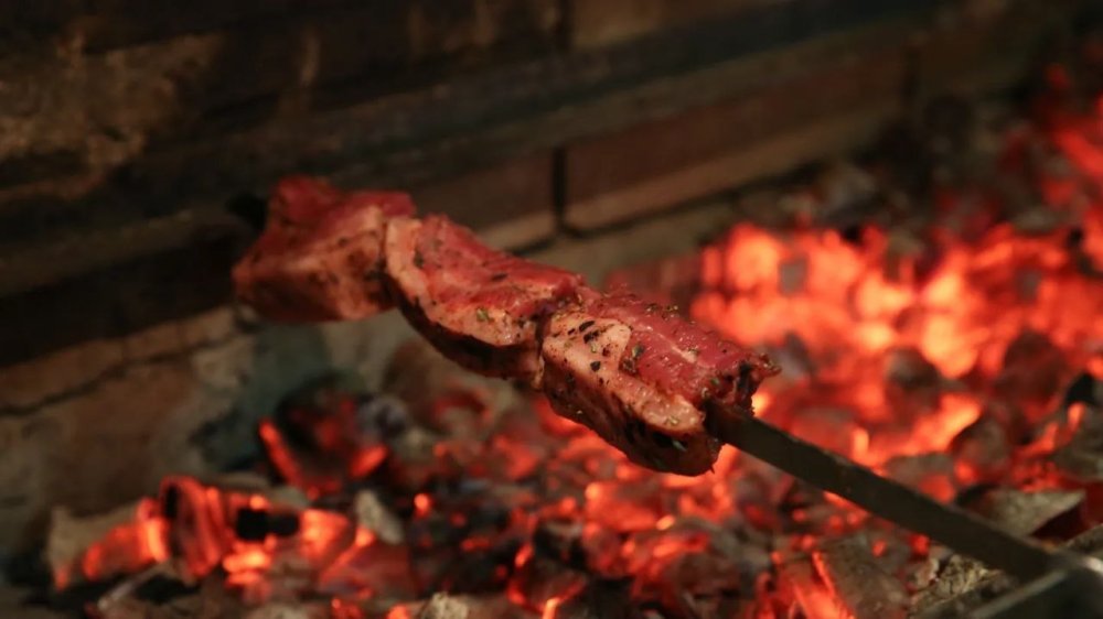 За шашлык в лесу — до 50 тысяч: юрист назвала штрафы за костер в неположенном месте